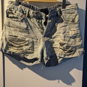 Boyfriend Button down jean shorts